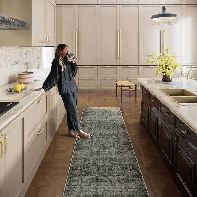 Machine Washable Rug Runners for Hallways: 2'6"x8' Kitchen Rugs Stain Resistant Non Slip Low Pile Soft Boho Carpet Runners for Hallways Bedroom Entryway Indoor Beside Bathroom Laundry Room