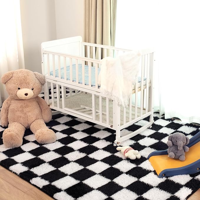 Super Soft Rug for Bedroom, 5x7 Ft Black and White Area Rug Classic Checkered Shaggy Anti-Skid High Pile Soft Fluffy Rug Fuzzy Carpet for Living Room Bedroom Kids Room Nursery, Dorm Home Decor